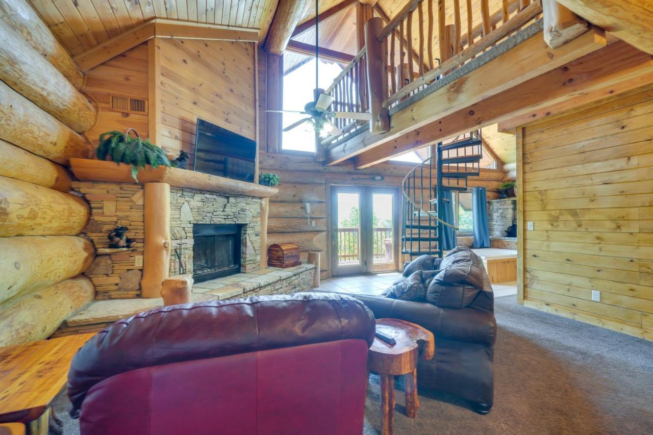Smoky Mountain Vacation Rental Cabin With Hot Tub! 개틀린버그 외부 사진